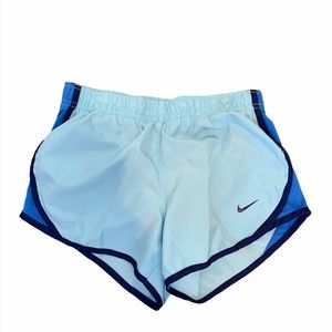 Nike kids shorts (small)